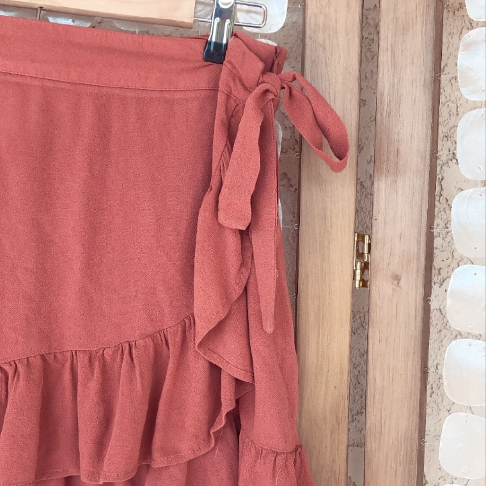 FLIRTY RUFFLE SKIRT 🍉 - Picture 2 of 4